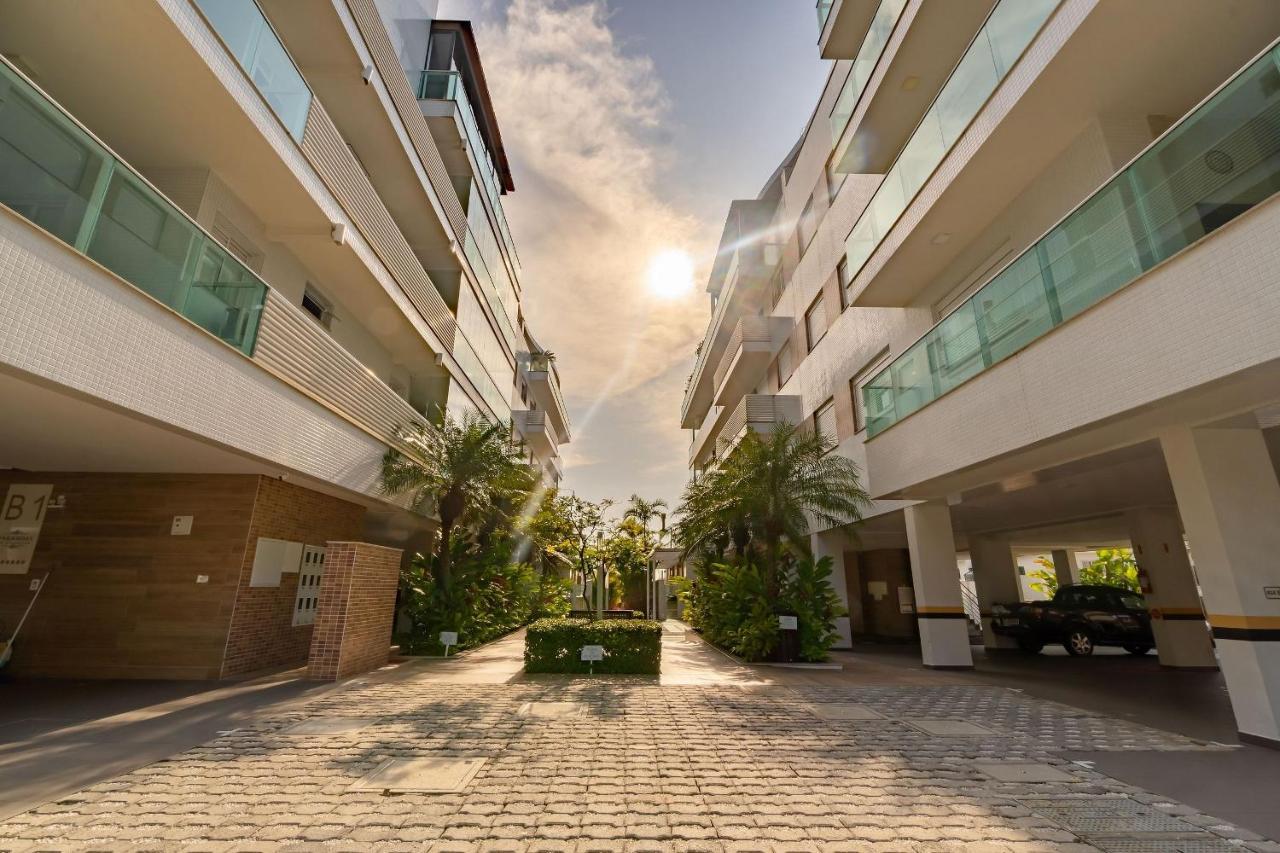 Varandas Do Atlantico - Apartamento Impecavel Em Condo Pe Na Areia Bombinhas Zewnętrze zdjęcie
